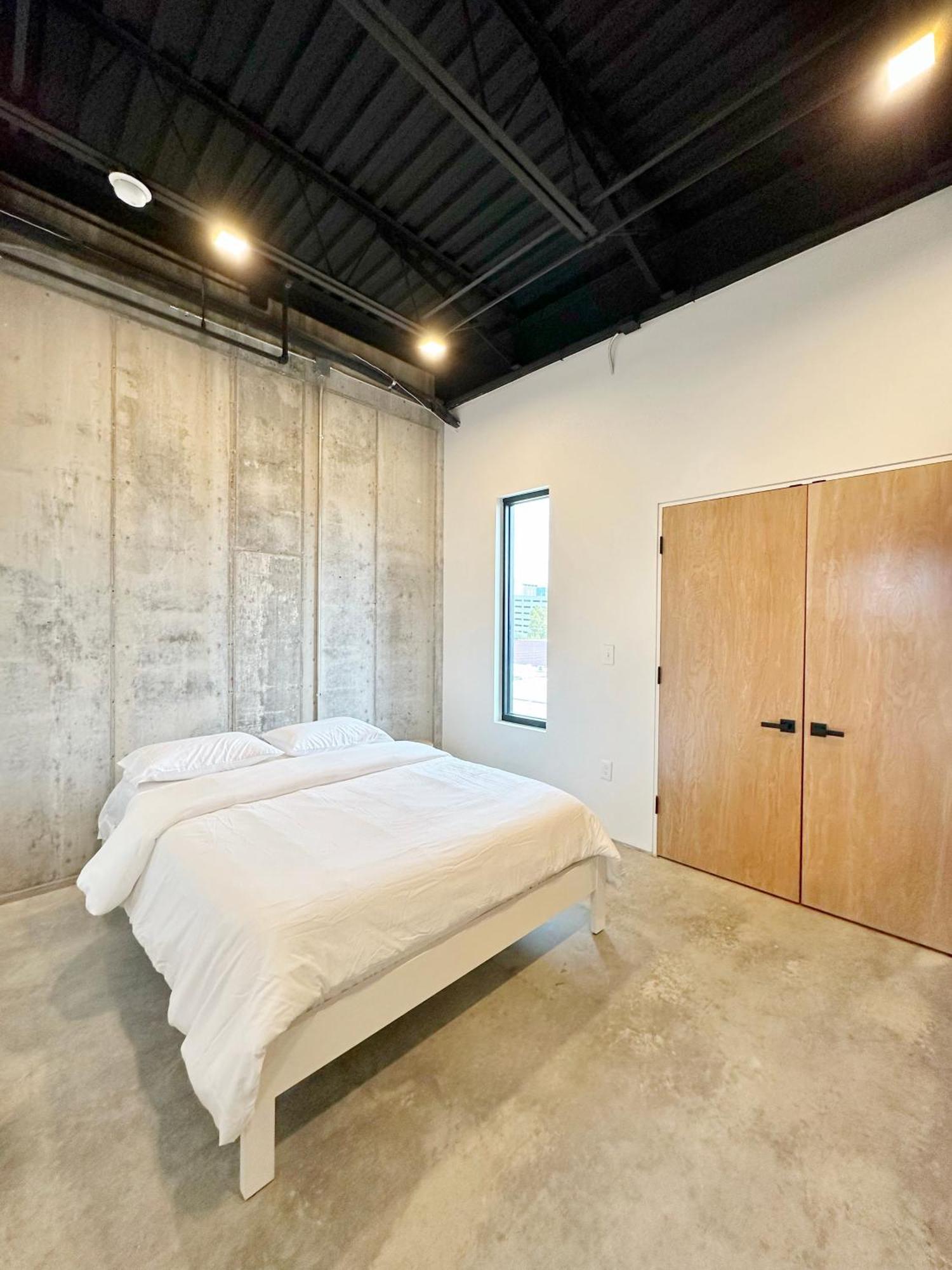 Left Frame Lofts Apartment Oklahoma City Exterior photo